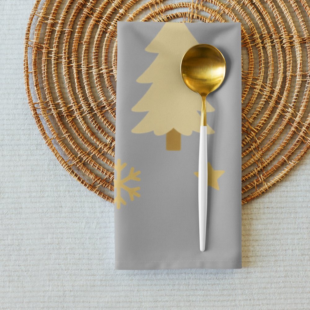 A very Canine Christmas | Cloth Napkin Set of 4 Silver, Gold and Cream