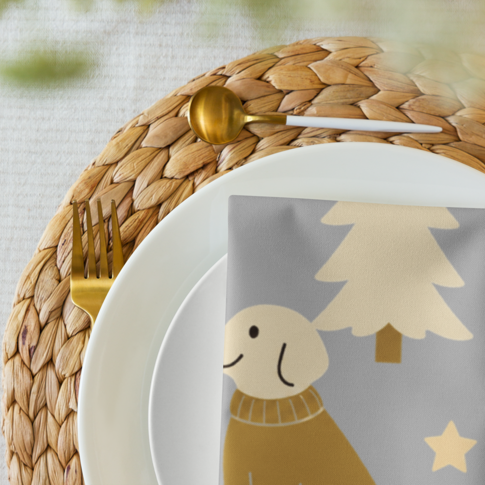 A very Canine Christmas | Cloth Napkin Set of 4 Silver, Gold and Cream